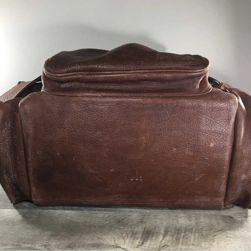 Vintage Brown Bullhide Leather Duffel Duffle Gym Travel Weekender Bag Pack